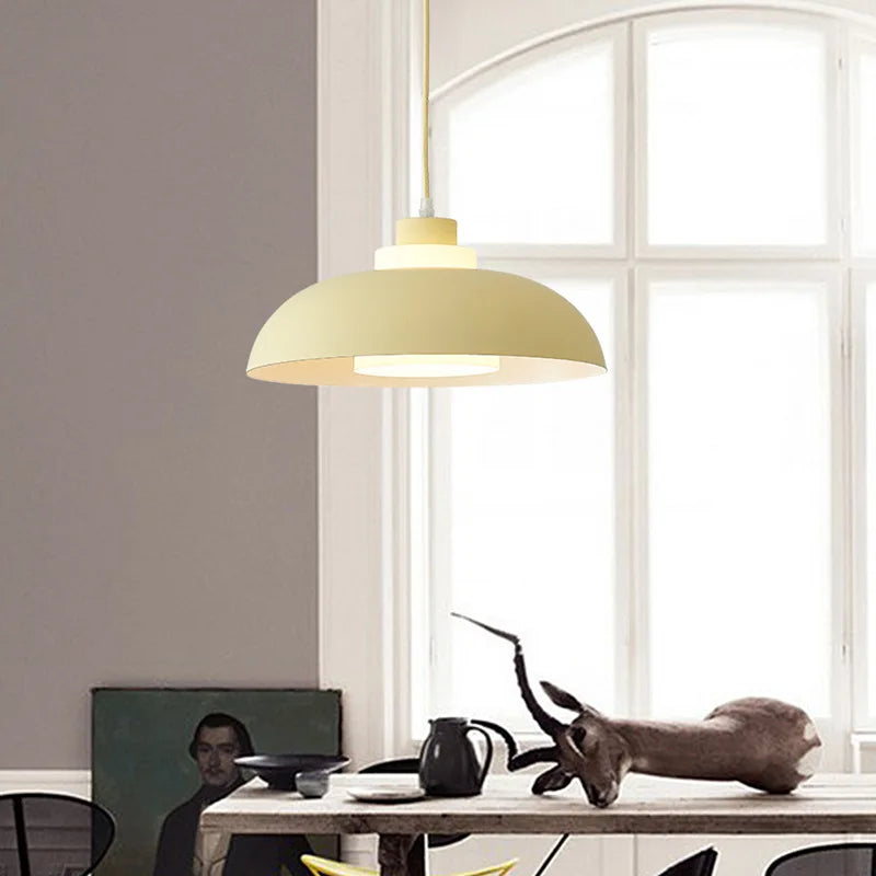 Modern nordic LED creative macaron pendant light for indoor use - vue 4 sur 12