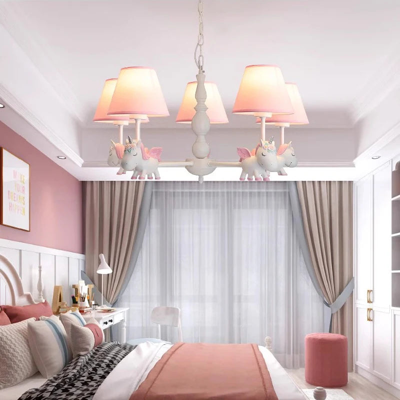 Nordic style rotating LED children’s chandelier, romantic and cosy - vue 4 sur 24