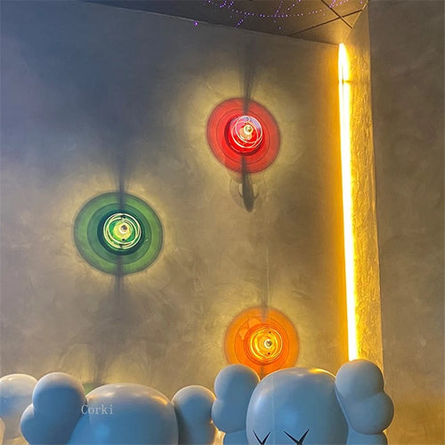 modern acrylic wall light for bright interiors - vue 2 sur 12
