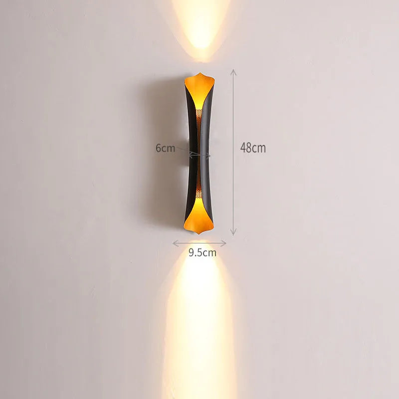 Minimalist torch-shaped dimmable LED night lamp