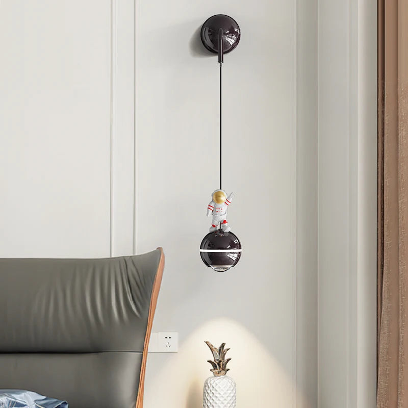 Modern LED astronaut design pendant light