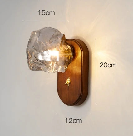 Minimalist Japanese wooden wall light with ice cube design - vue 8 sur 8