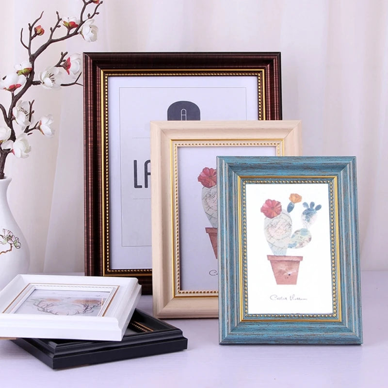 Classic photo frames for wall and table decoration - vue 10 sur 11