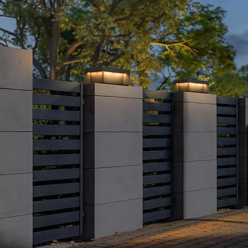 Waterproof outdoor post lamp for fence and gate landscape - vue 5 sur 9