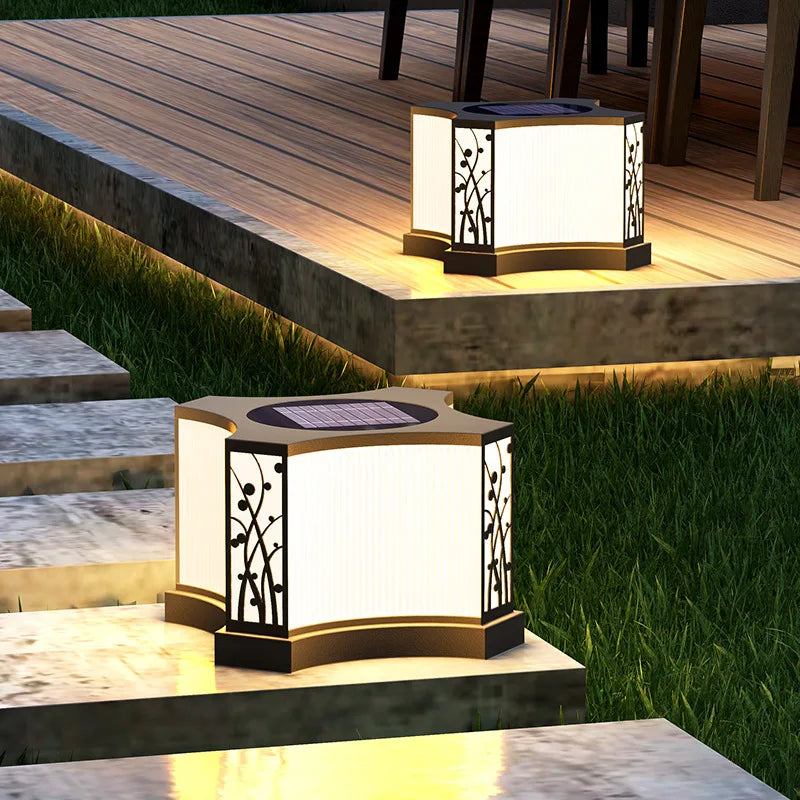 Stainless steel outdoor solar LED light for garden and fence