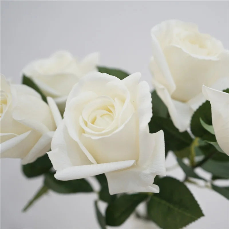 Artificial latex flowers for elegant and realistic decor