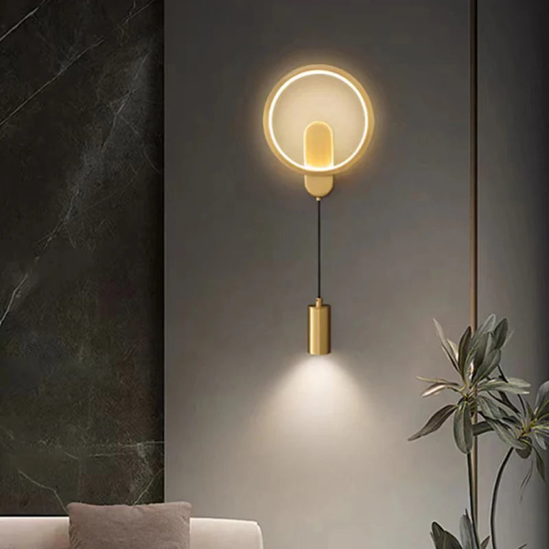Modern brass wall light with 3 interchangeable lamps - vue 4 sur 7