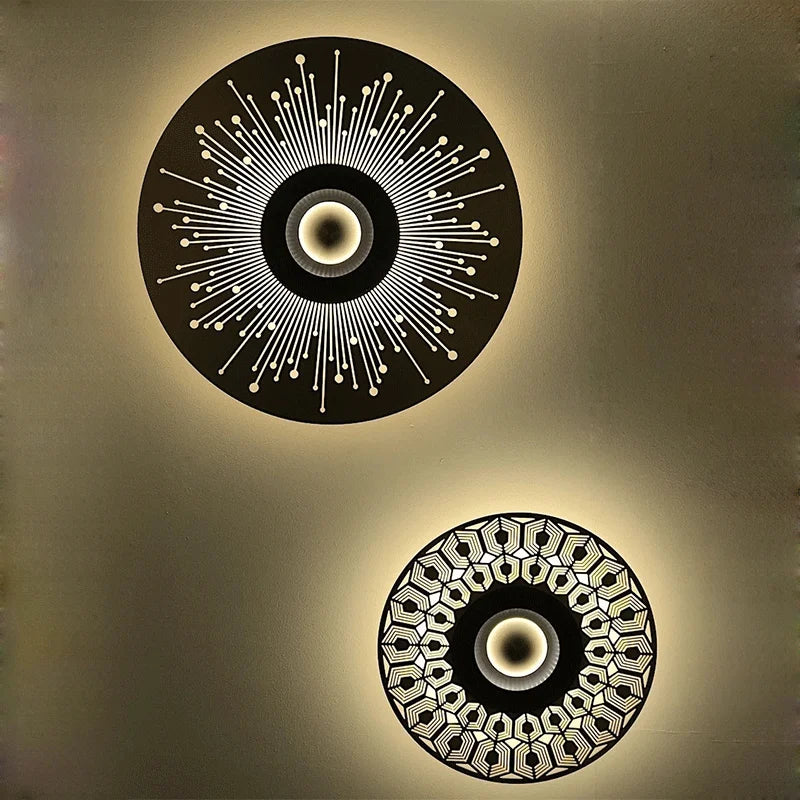 Carved copper wall light with decorative LED lighting - vue 3 sur 12