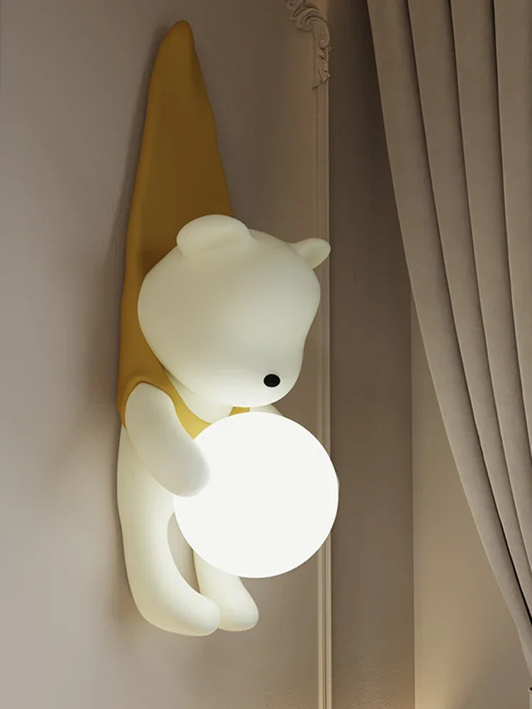Cream style resin bear wall lamp Nordic LED living room and children's bedroom lighting modern creative home decor