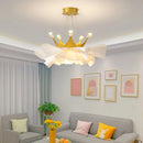 Modern crystal chandelier for a romantic and cosy decor