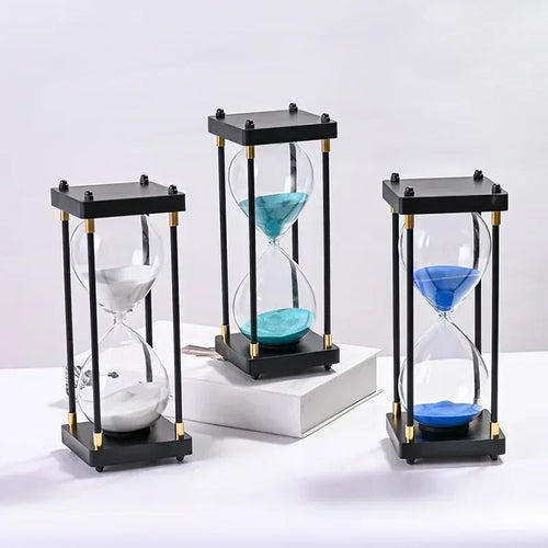 Elegant retro hourglass for decoration and relaxation - vue 11 sur 16