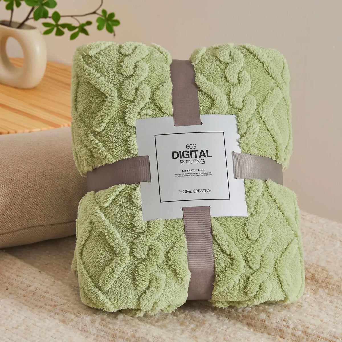 Soft warm fleece flannel throw for home, bedroom or sofa