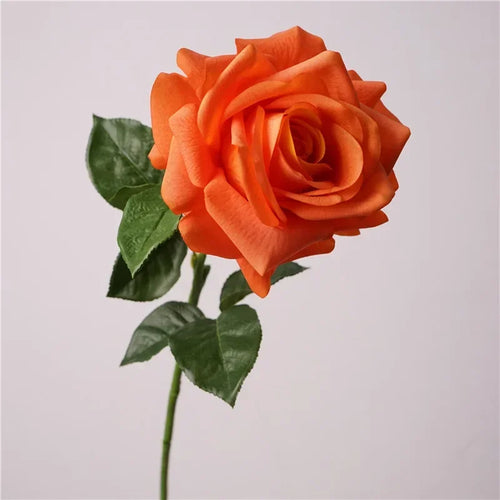 Realistic decorative white artificial roses for weddings - vue 10 sur 12