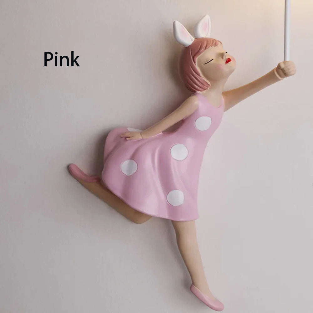 Pink resin princess wall lamp, decorative LED children's room light - vue 5 sur 8