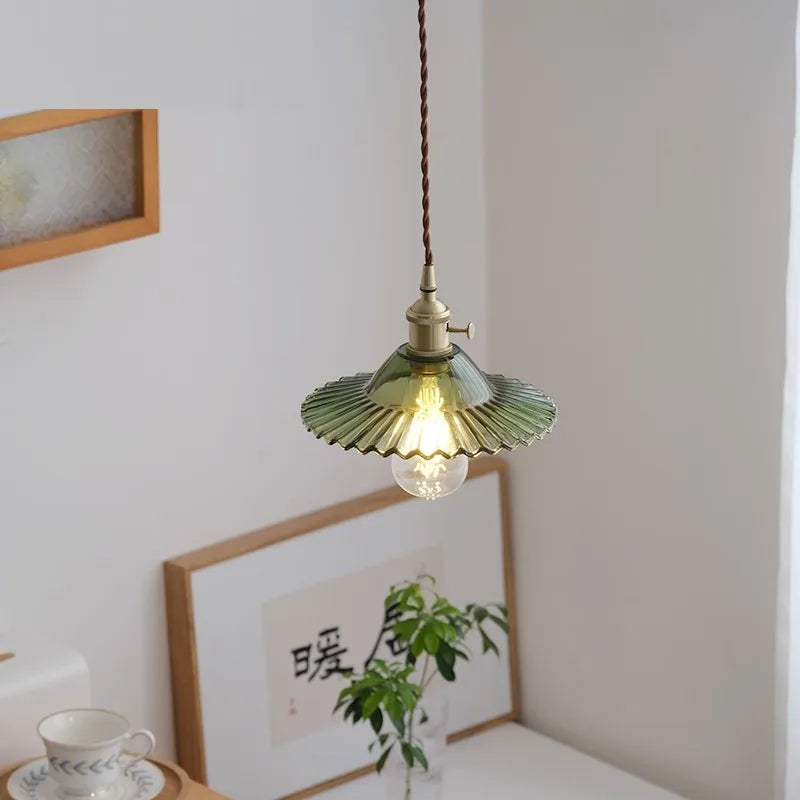 Nordic vintage glass and brass pendant light - vue 3 sur 10