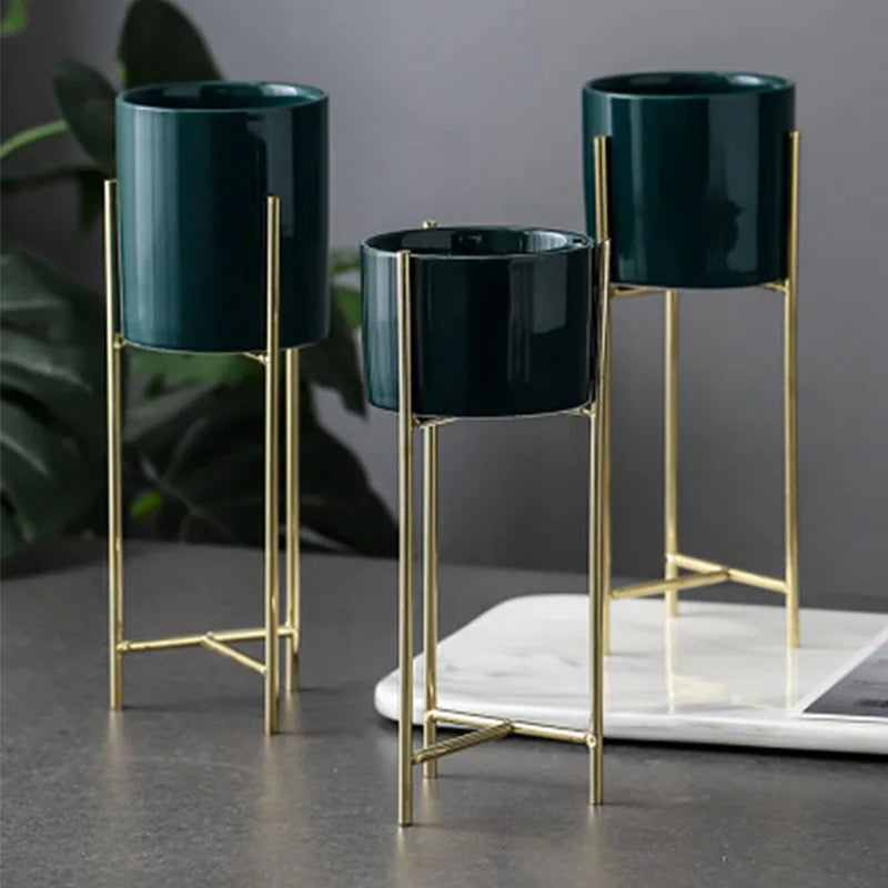 Nordic ceramic flower pot with decorative metal shelf