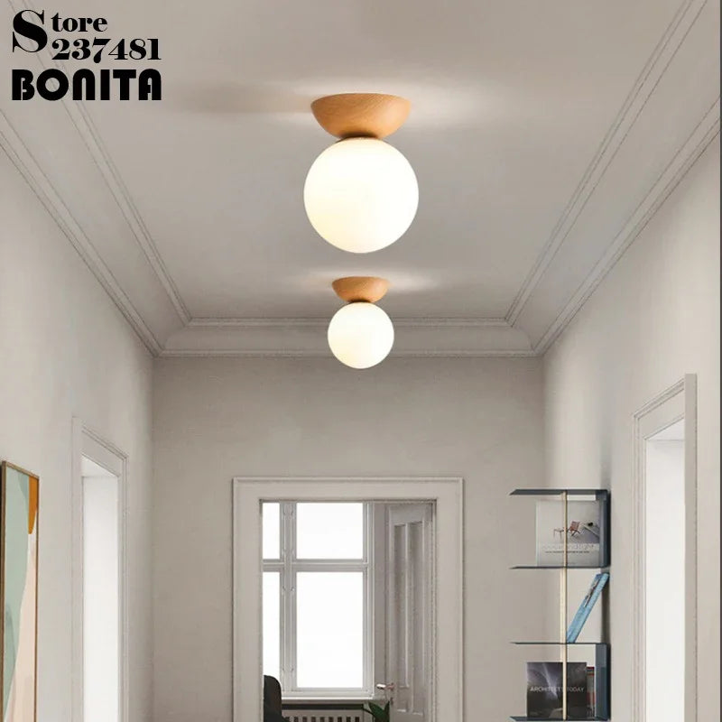 Round glass and Japanese walnut wood pendant light - vue 3 sur 10
