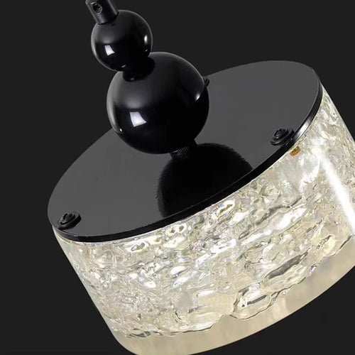 Adjustable resin and metal LED chandelier - vue 6 sur 7