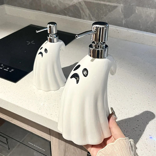 creative disinfectant bottle for Halloween bathroom decorations - vue 3 sur 5
