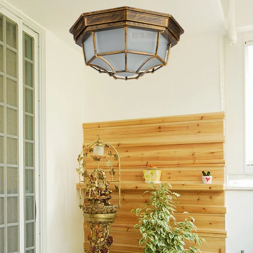 Minimalist outdoor waterproof LED ceiling light for modern spaces - vue 3 sur 9