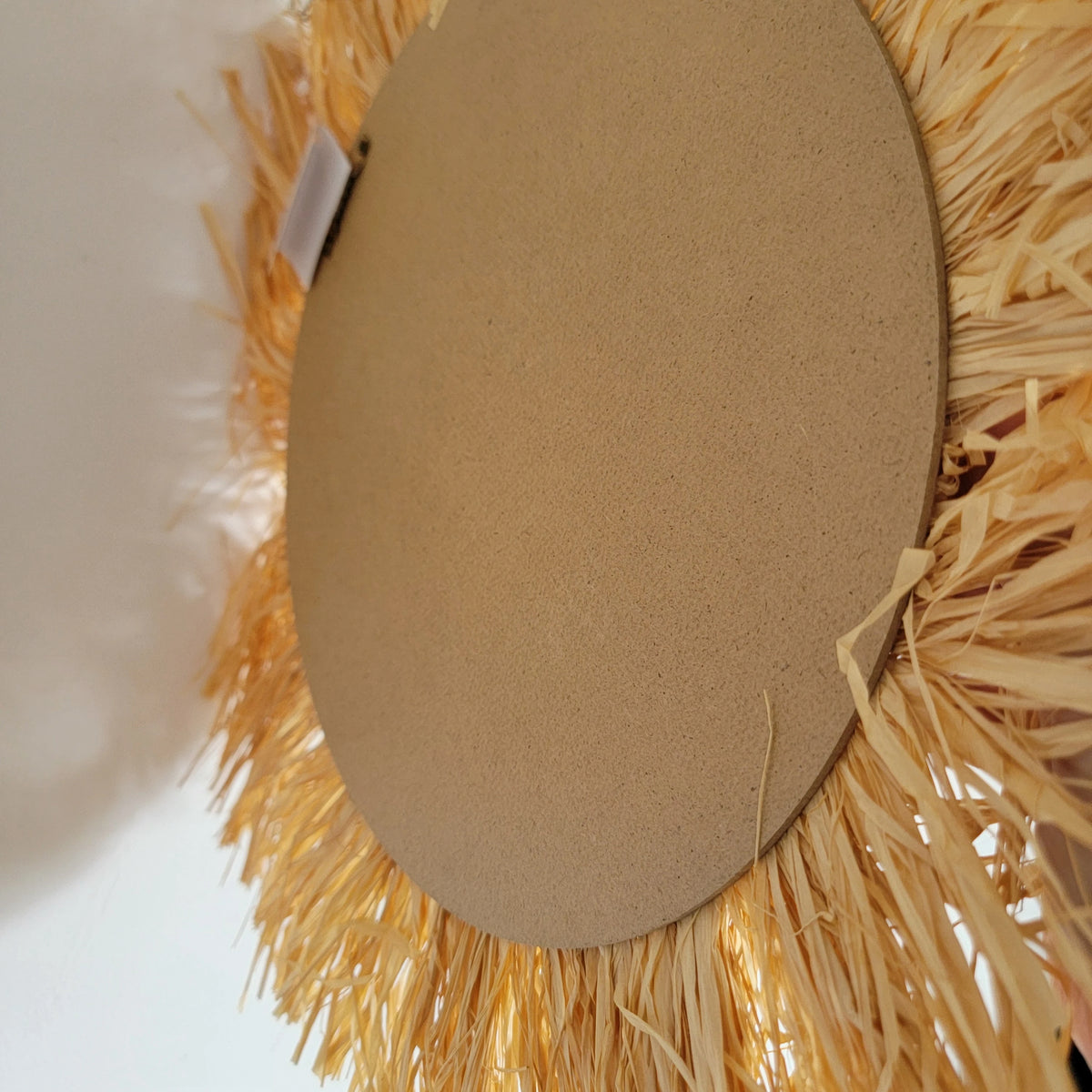 decorative mirror in raffia and shells for interior use - vue 4 sur 6