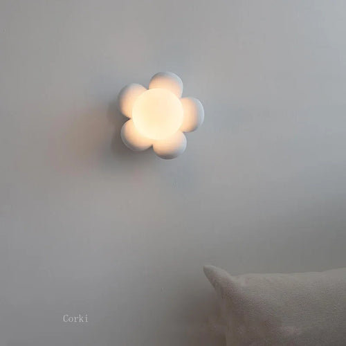 Pink and white flower LED wall light - vue 3 sur 5