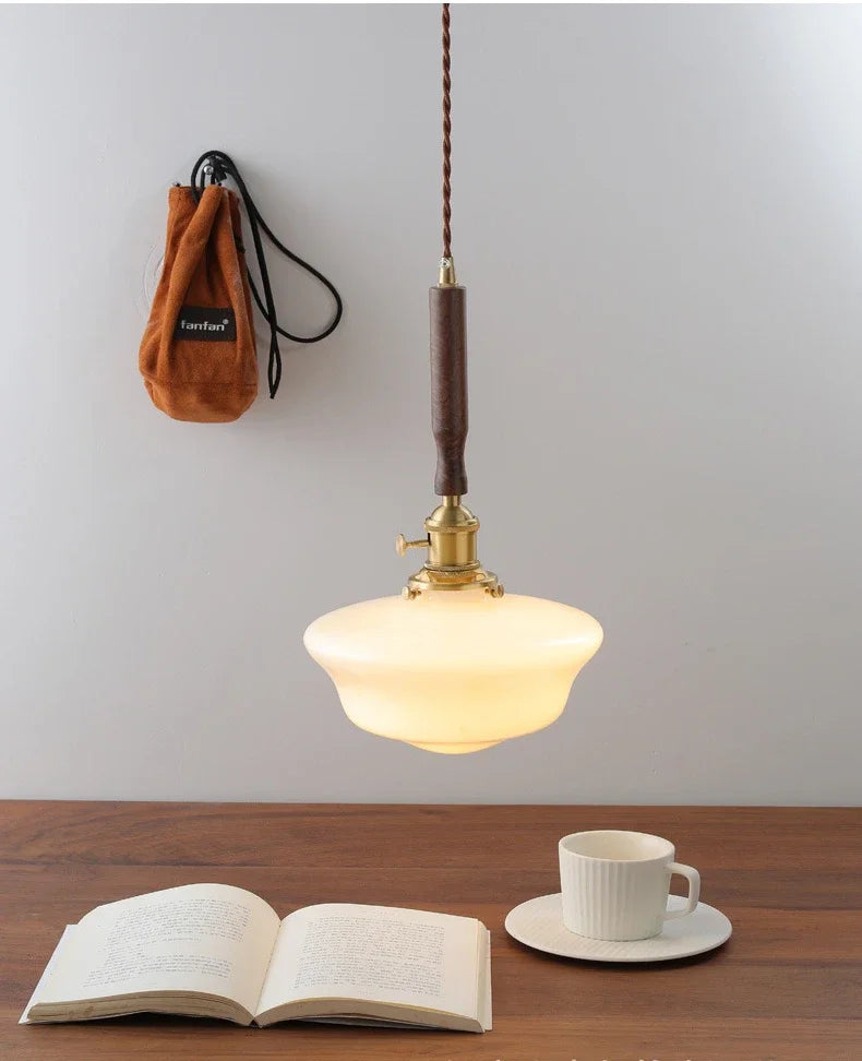 Elegant modern glass pendant light for interior decoration - vue 5 sur 8