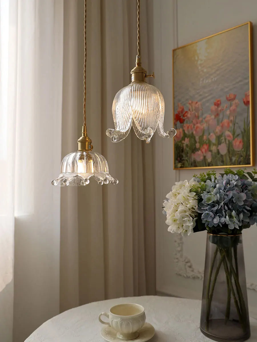 Modern Nordic glass pendant light for elegant interiors - vue 3 sur 10