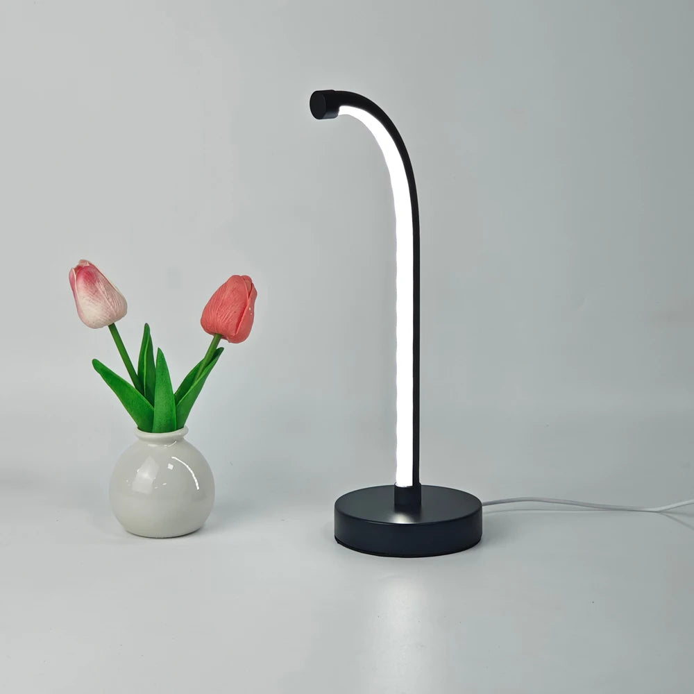 Adjustable three-colour touch LED table lamp - vue 6 sur 7