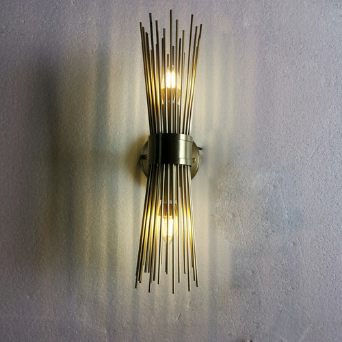 Luxury designer wall light in antique metal for an elegant interior - vue 4 sur 8