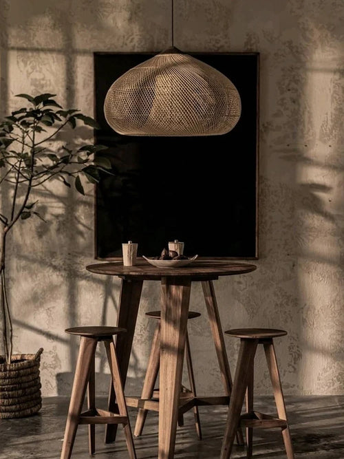 Woven rattan pendant light for tranquil Japanese-style restaurant - vue 5 sur 13
