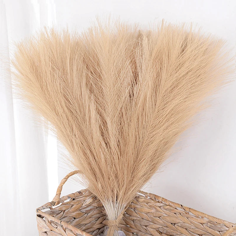 Set of artificial pampas grass bouquets for indoor decoration