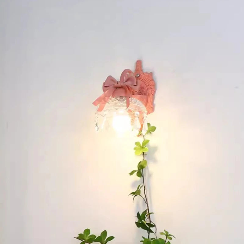 Princess crystal glass wall light with pink bow - vue 4 sur 8