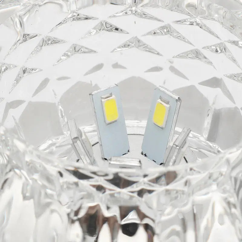 Modern crystal LED ceiling light for stylish interiors - vue 5 sur 10