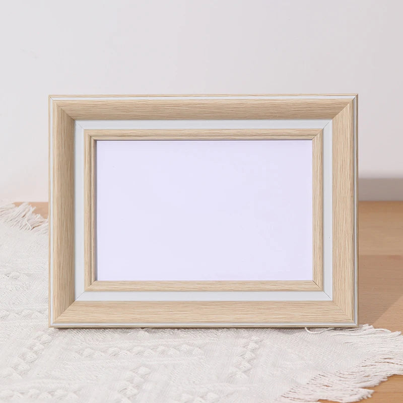 Wooden photo frame for family portraits and weddings