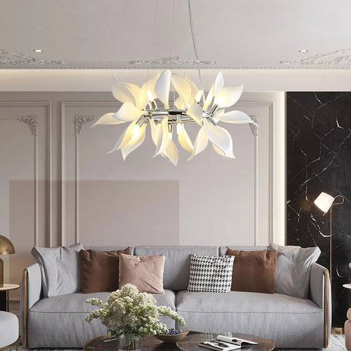 Modern luxury ceramic petal chandelier for shop or home use - vue 4 sur 9