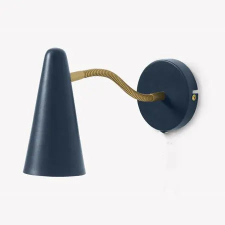 Simple Nordic wall light with switch and adjustable arm - vue 7 sur 9