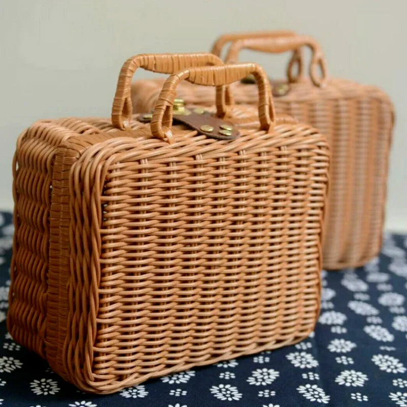 retro rattan basket for storage and picnic