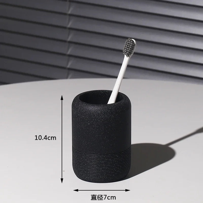 modern bathroom accessory set made of sand and gravel - vue 12 sur 18