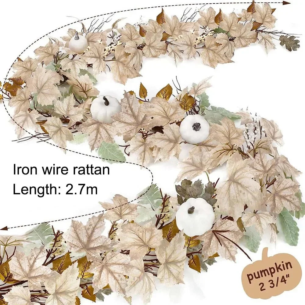 Autumn garland with pumpkins, berries and maple leaves - vue 9 sur 9