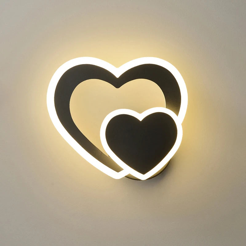 Modern Nordic design heart-shaped LED wall light