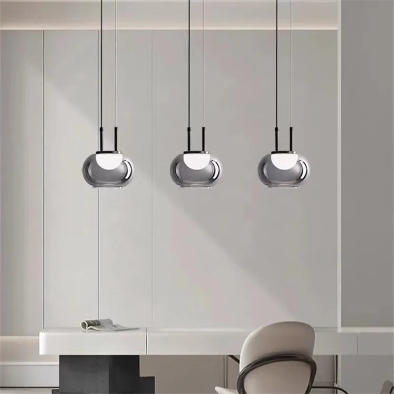 Multi-head glass pendant light for modern interiors