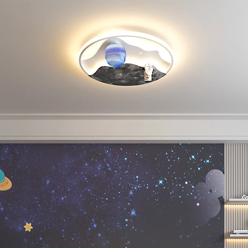 Creative astronaut chandelier for bright interior décor - vue 3 sur 8