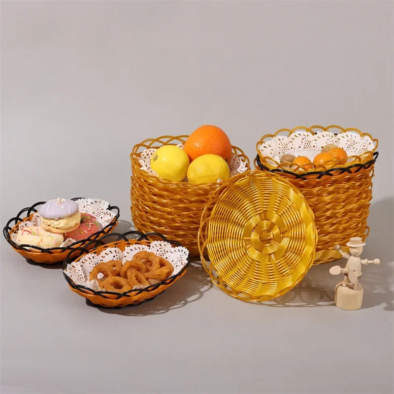 Woven rattan basket for fruits and food at home - vue 5 sur 10