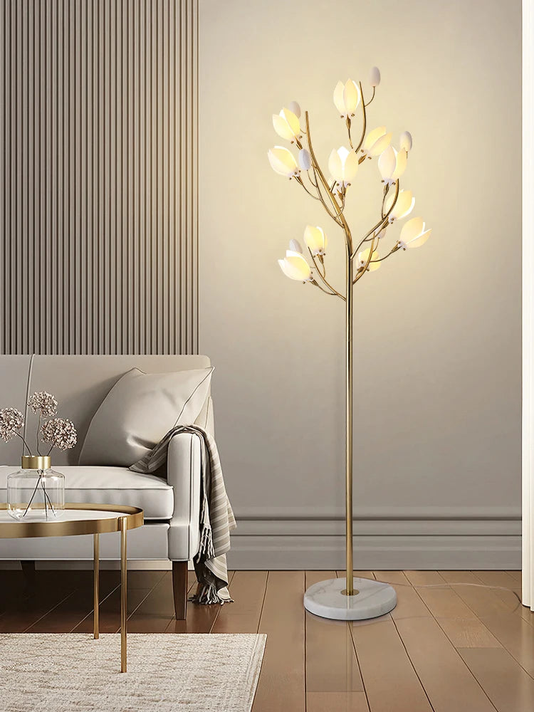 Nordic living room vertical floor lamp, simple bedroom bedside lamp, creative personalized magnolia decoration floor lamp - vue 4 sur 8