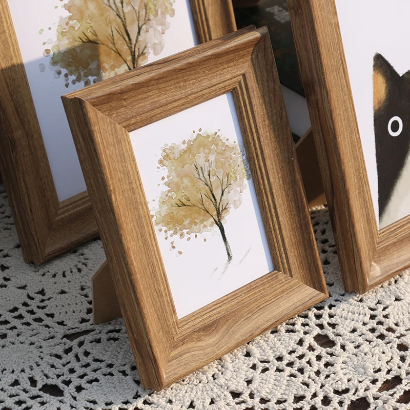 Simple wall photo frame for stylish interior decor - vue 6 sur 10