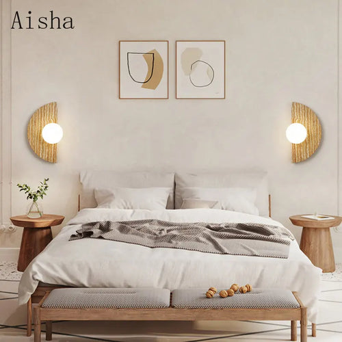 Modern cave stone wall light with lunar design - vue 4 sur 7