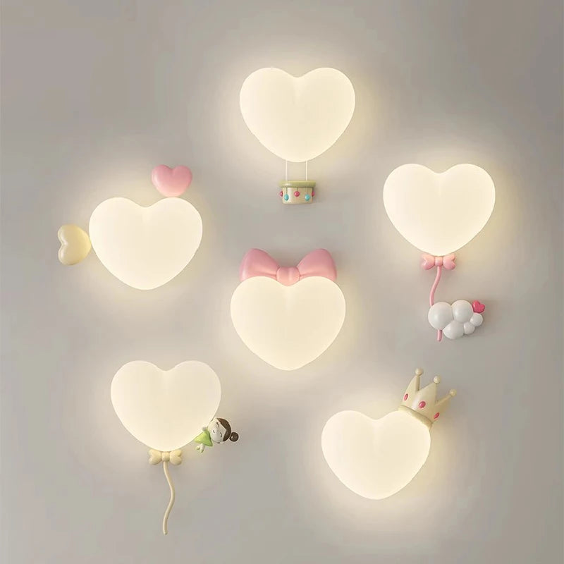 Heart-shaped LED wall light for children's room