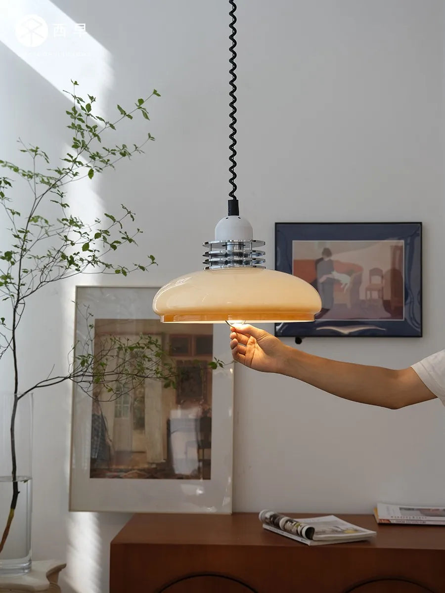 Medieval Nordic retro Bauhaus pendant light for restaurant and bar