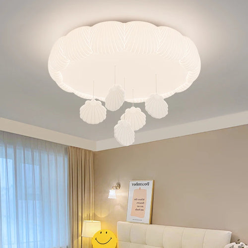 Romantic shell LED ceiling light for boys or girls - vue 2 sur 8